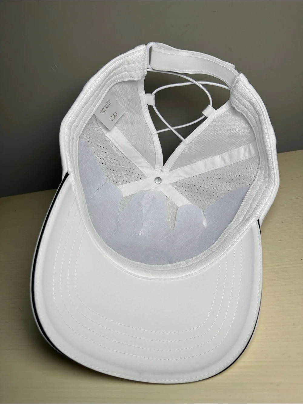 CALIA by Carrie Underwood New White with black Tennis Logo exercise hat